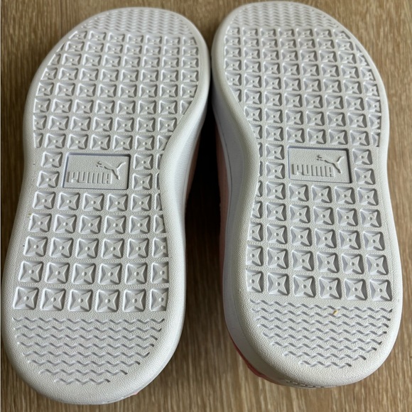 Puma Vicky V2 glitz girls sneakers size 2c NWT - Picture 6 of 6